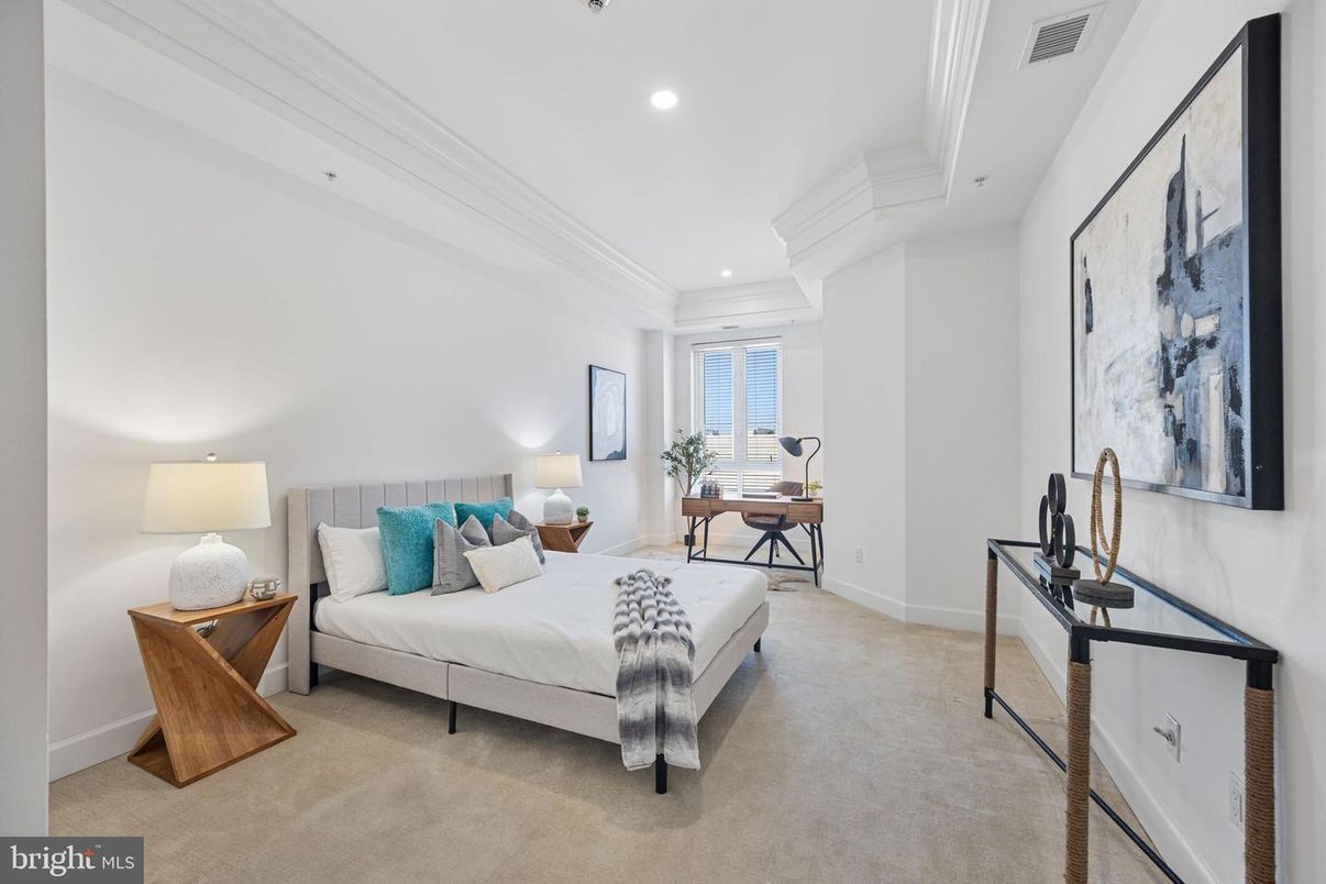 Bedroom, Interior, Recessed Lighting