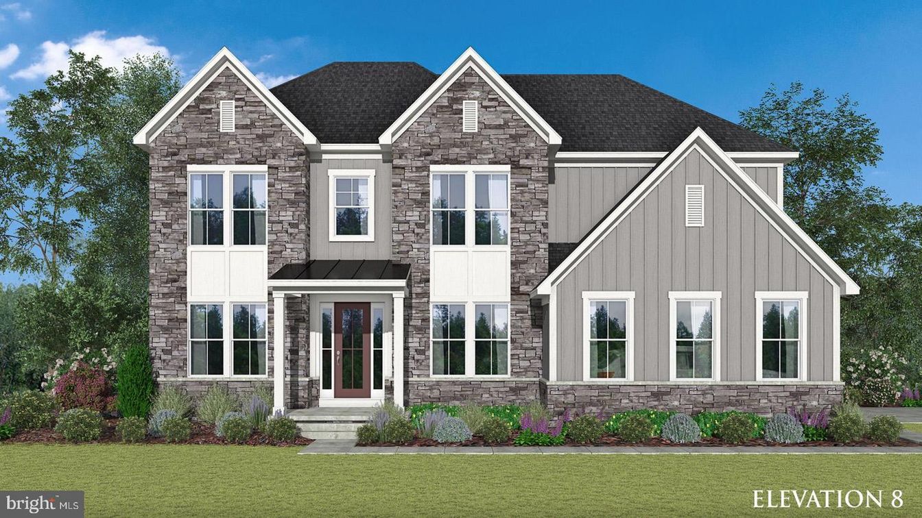 Exterior, Facade, Brick Traditional