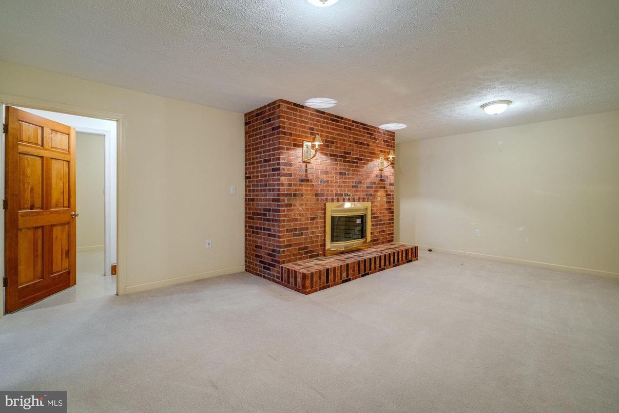 Empty room, Fireplace, Interior, Stone Walls
