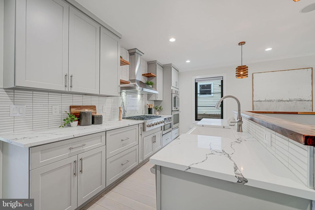 Interior, Kitchen, Pendant Lights, Recessed Lighting