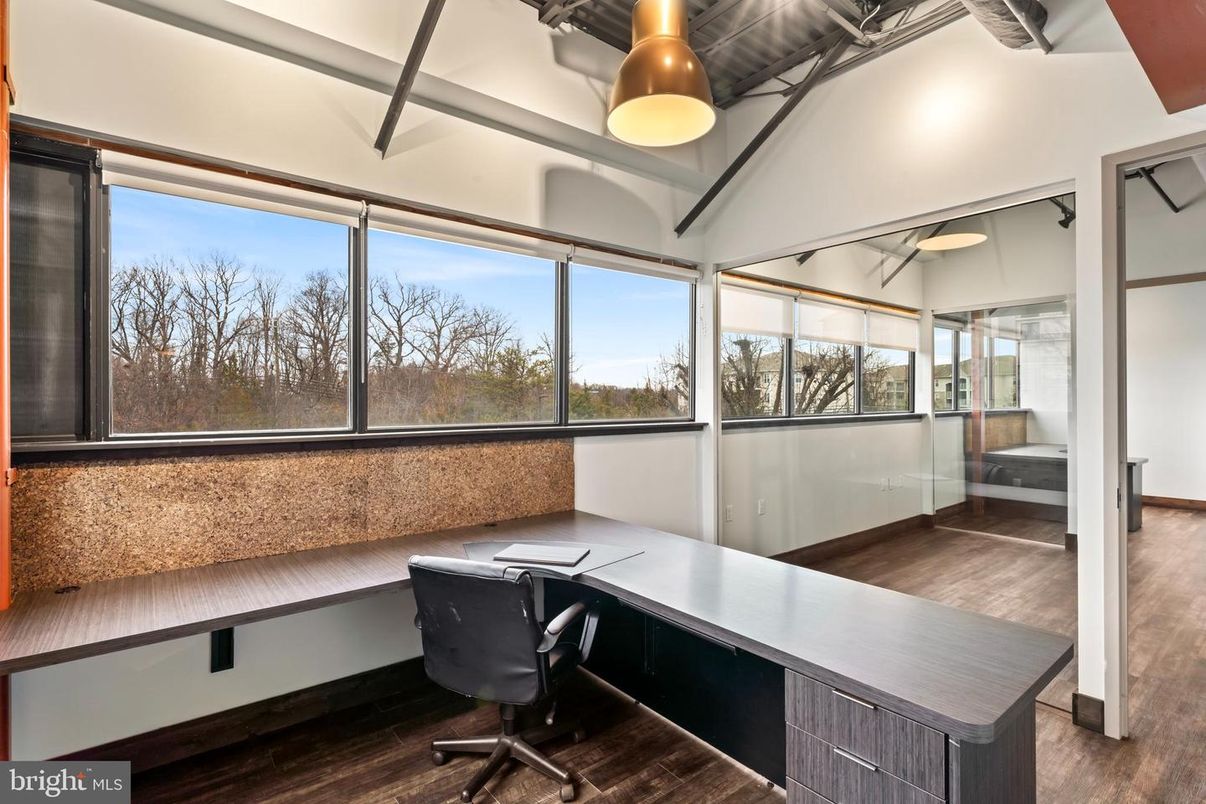 Home Office, Interior, Sun Room, Wood Texture Flooring
