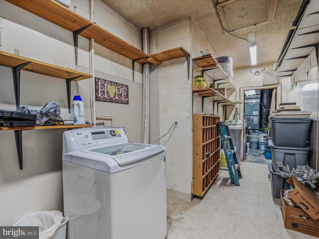 Interior, Washer