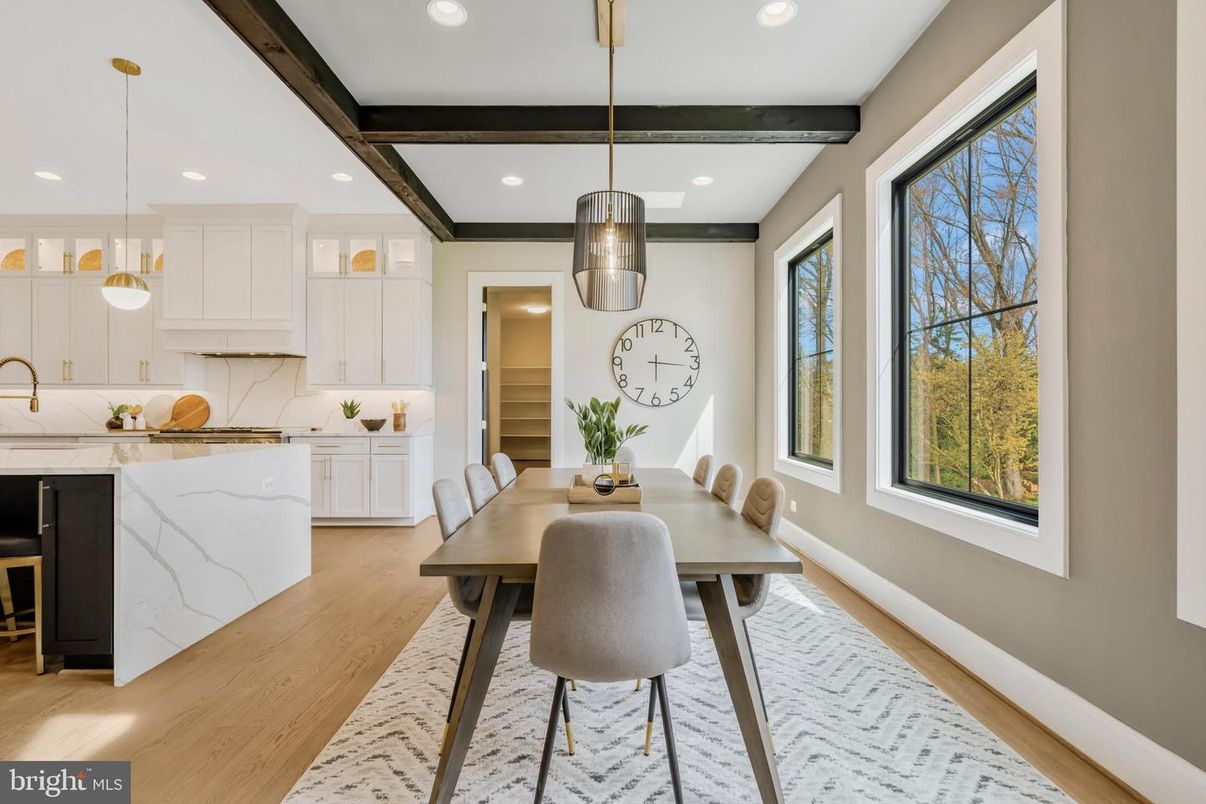 Dining room, Interior, Kitchen, Pendant Lights, Recessed Lighting, Wooden Beams, Wood Texture Flooring