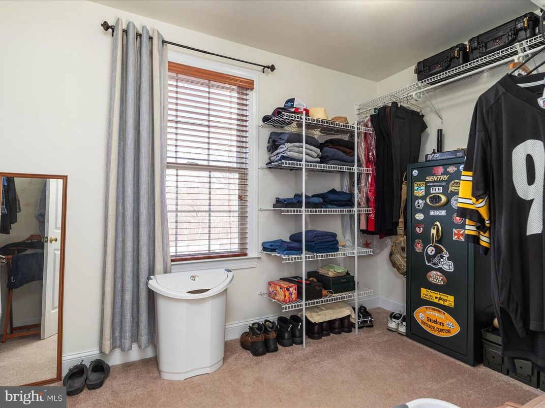Interior, Walk-in Closets