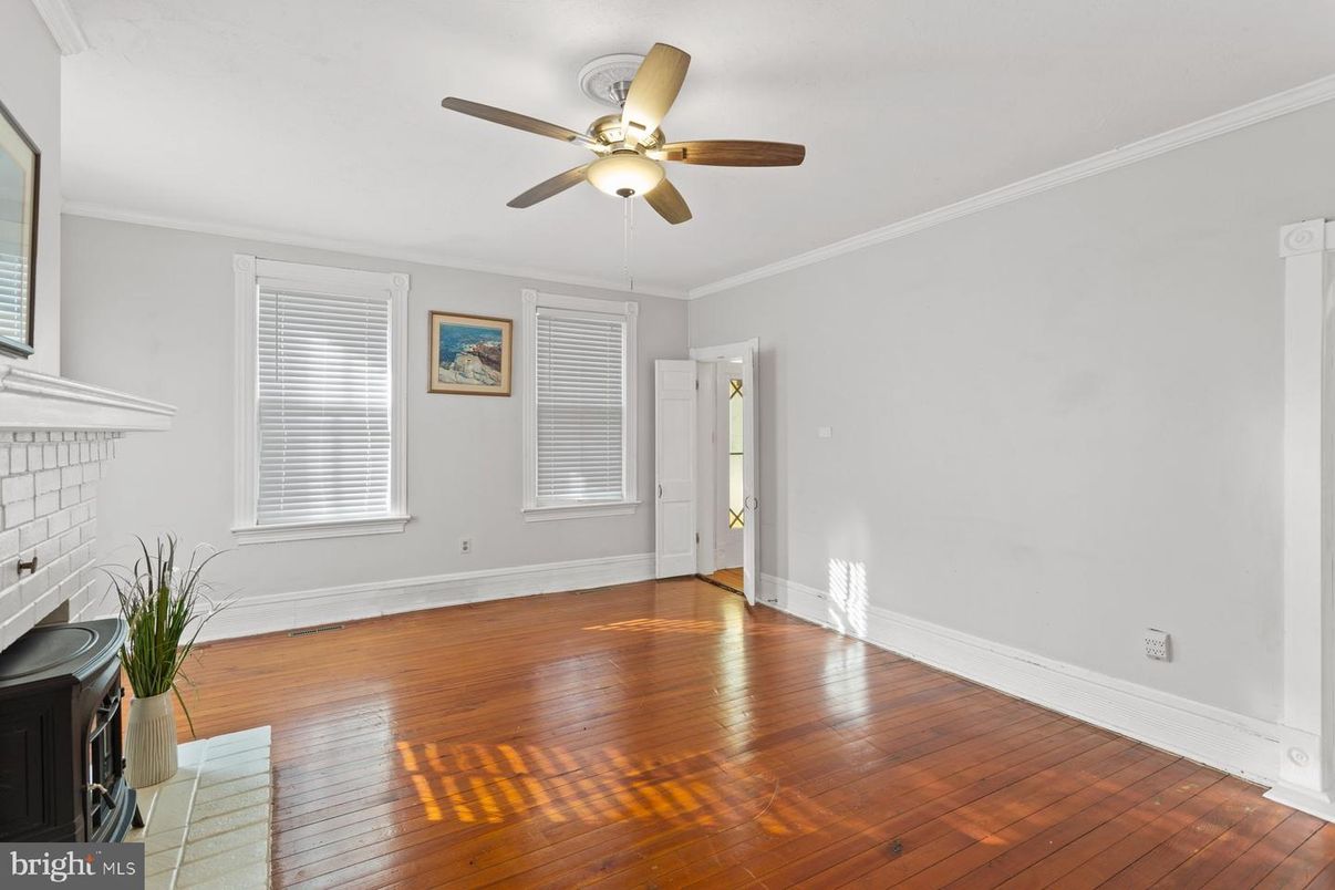 Empty room, Fireplace, Interior, Wood Texture Flooring