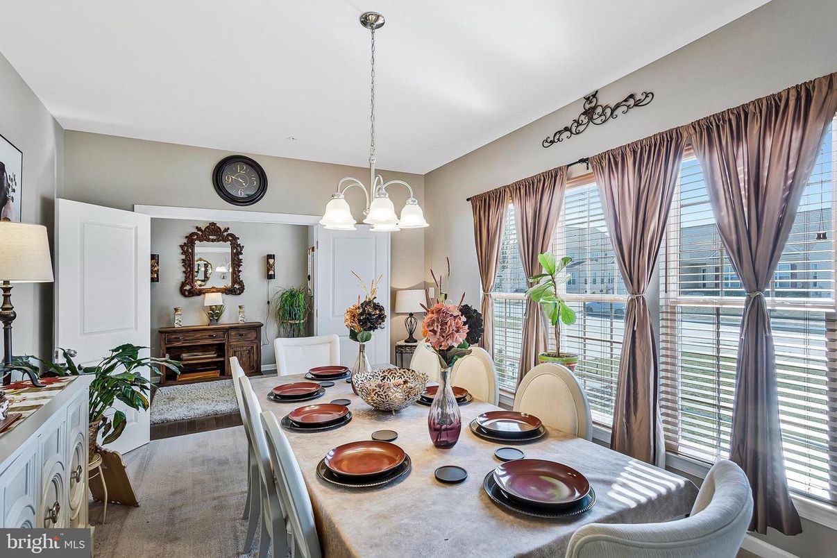Dining room, Interior, Pendant Lights