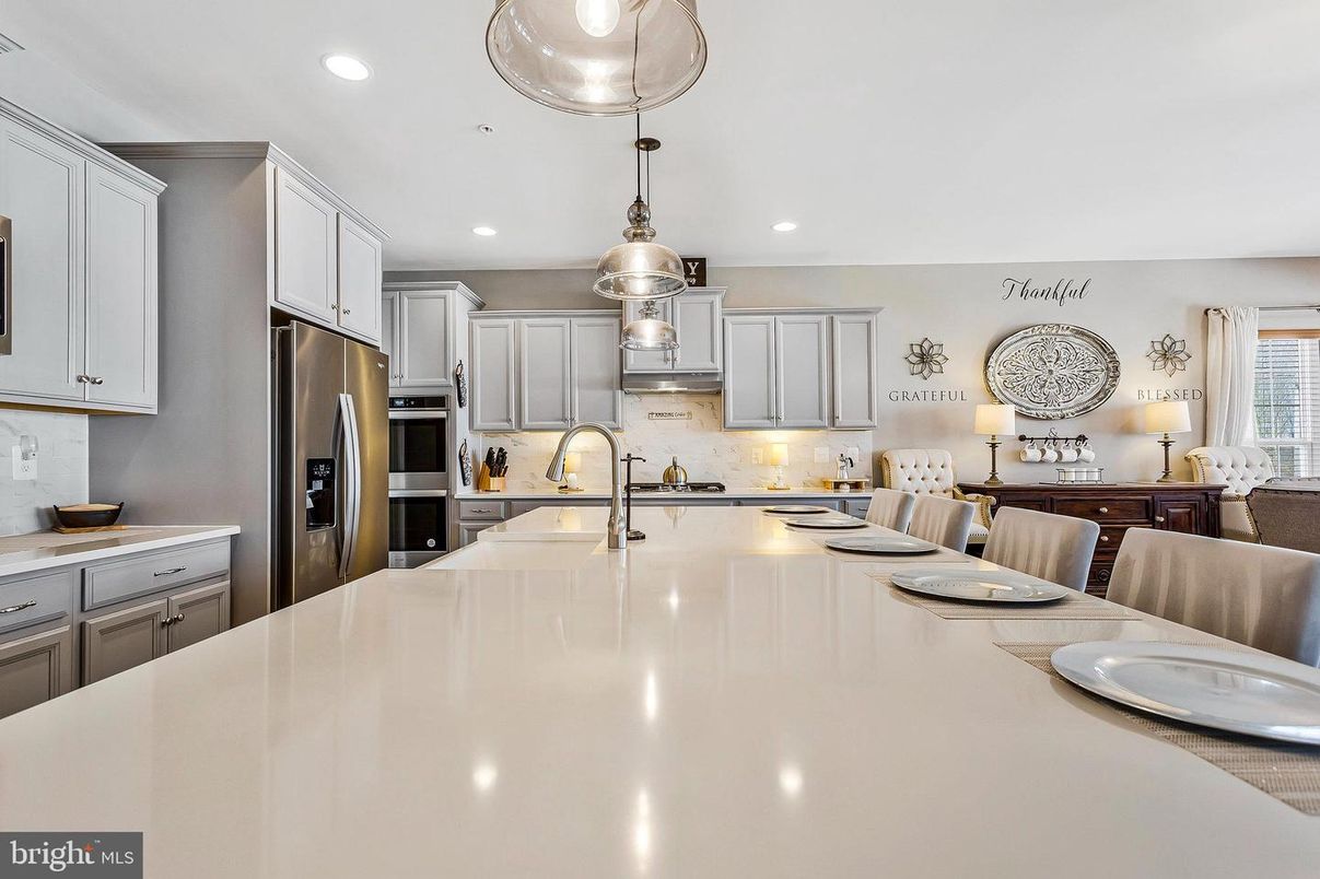 Interior, Kitchen, Pendant Lights, Recessed Lighting, Stainless Steel Appliances