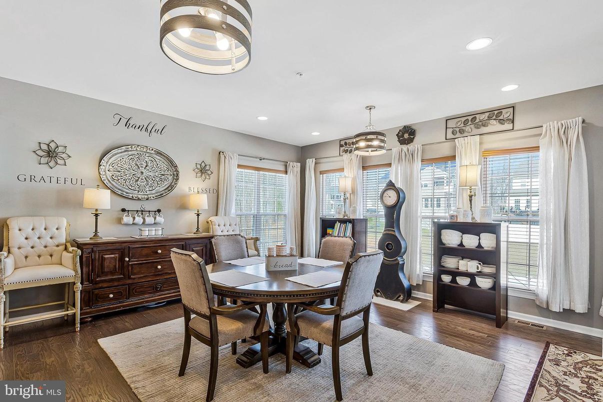 Dining room, Interior, Pendant Lights, Recessed Lighting, Wood Texture Flooring