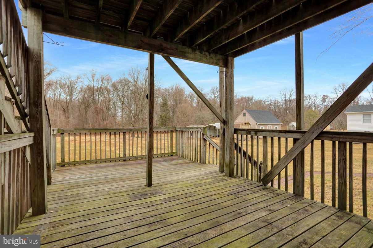 Exterior, Wood Texture Flooring