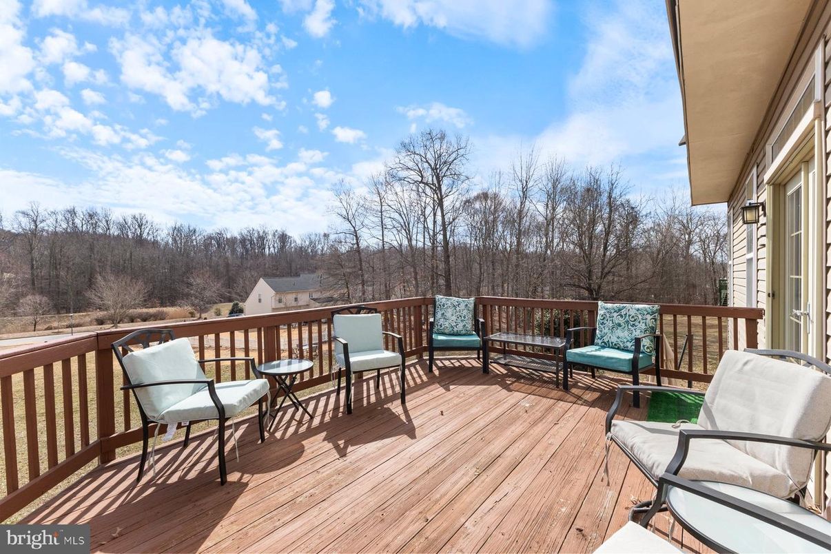 Exterior, Wood Texture Flooring