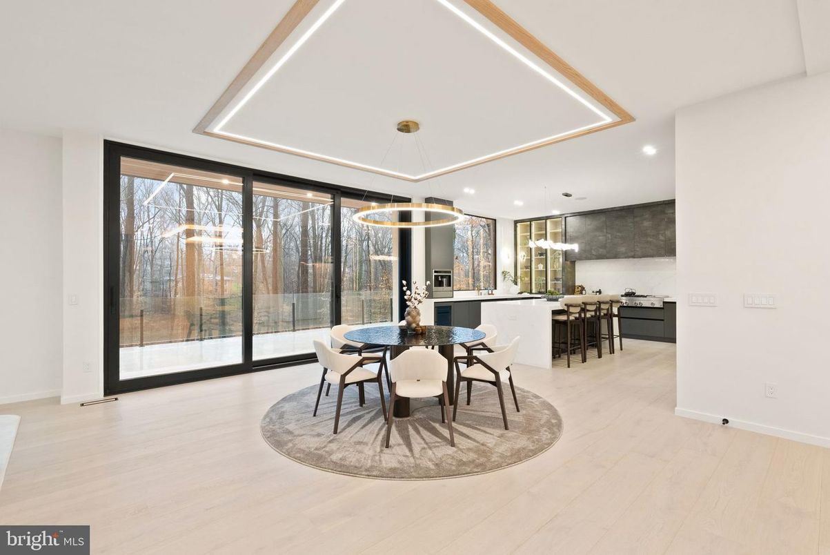 Dining room, Interior, Kitchen, Pendant Lights, Recessed Lighting, Wood Texture Flooring