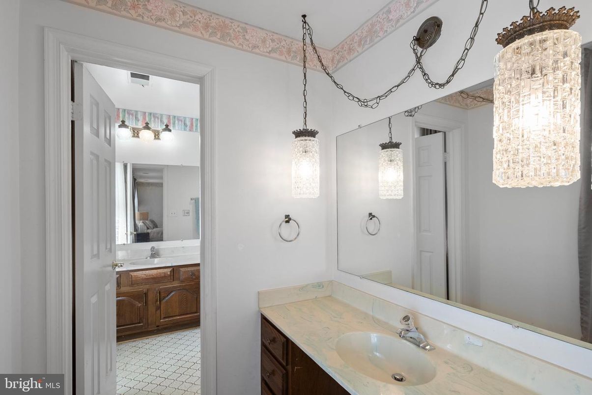 Bathroom, Interior, Pendant Lights