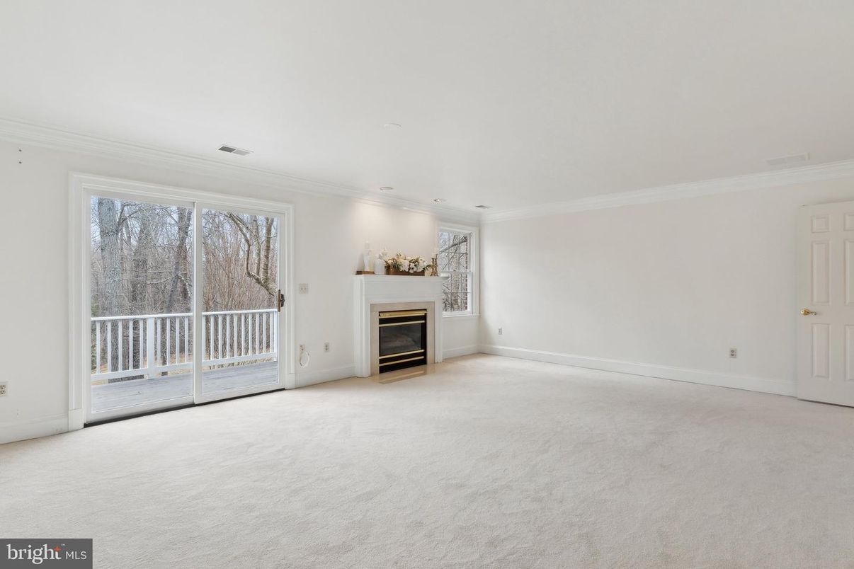 Empty room, Fireplace, Interior