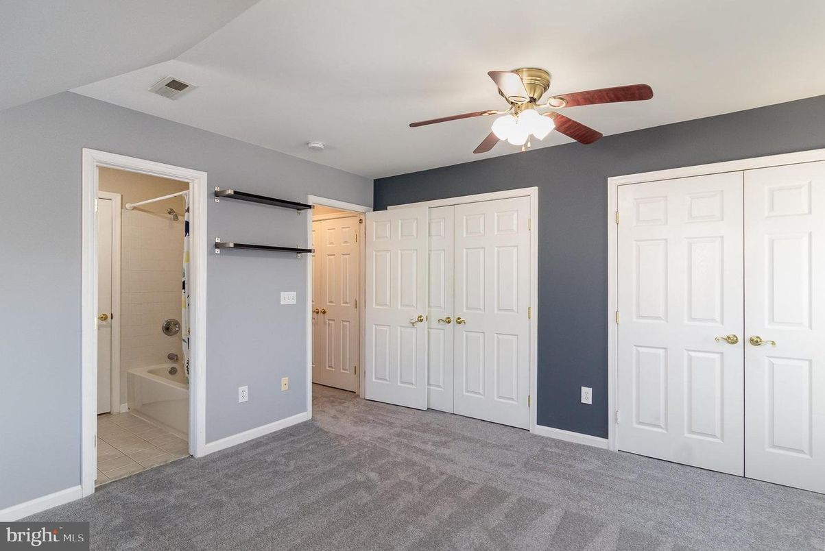 Bathroom, Empty room, Interior