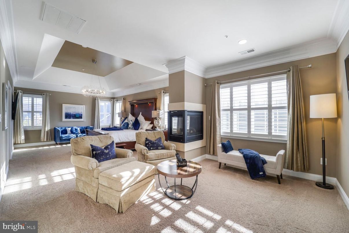 Chandelier, Fireplace, Interior, Living room, Recessed Lighting