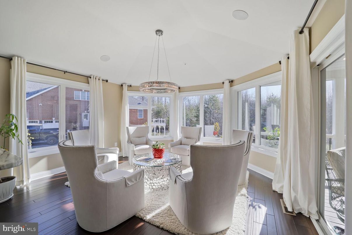 Dining room, Interior, Living room, Pendant Lights, Wood Texture Flooring