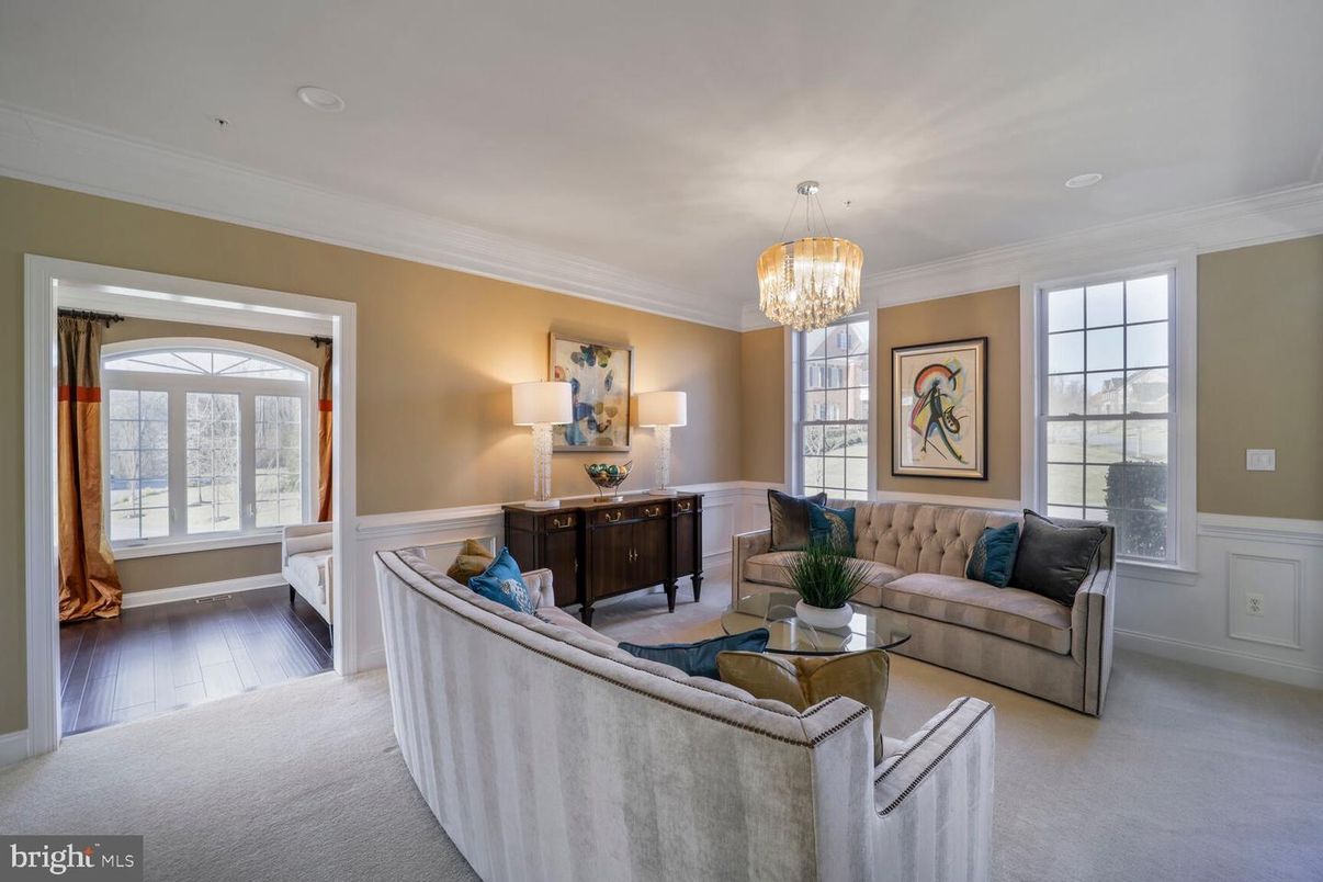 Chandelier, Interior, Living room, Wood Texture Flooring