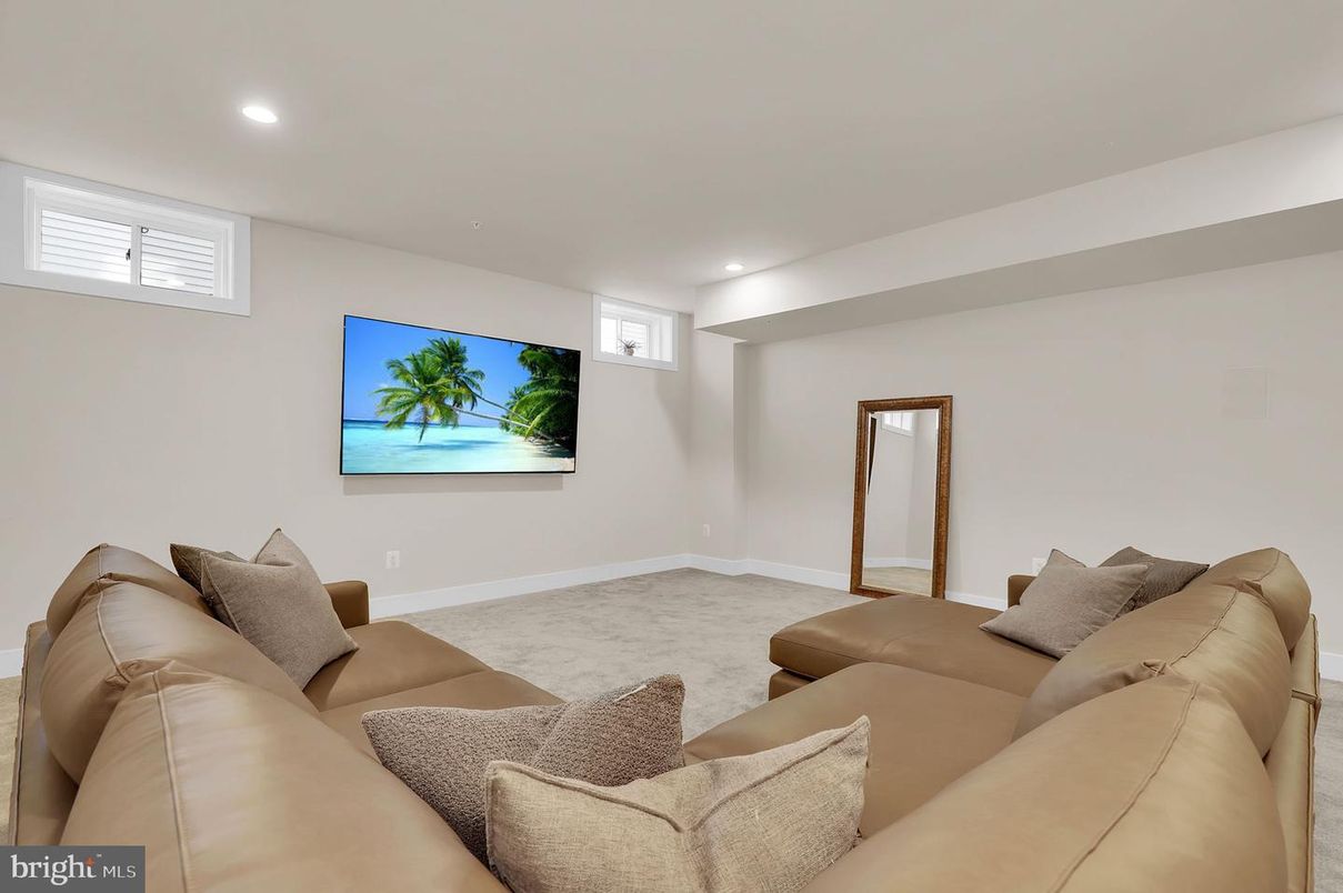 Interior, Living room, Recessed Lighting