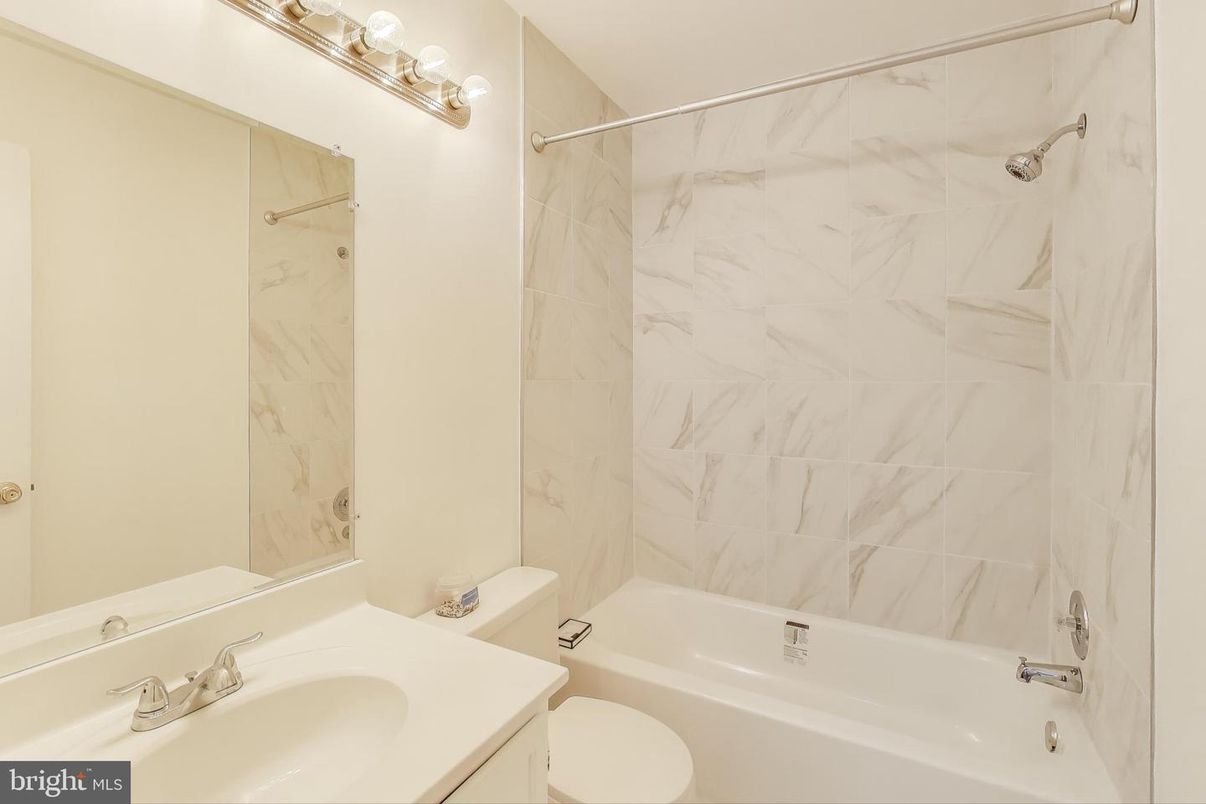 Bathroom, Interior, Marble Walls