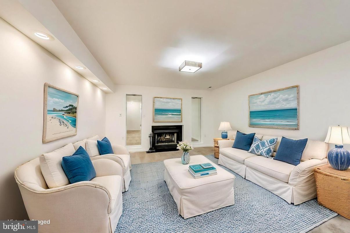 Fireplace, Interior, Living room, Recessed Lighting