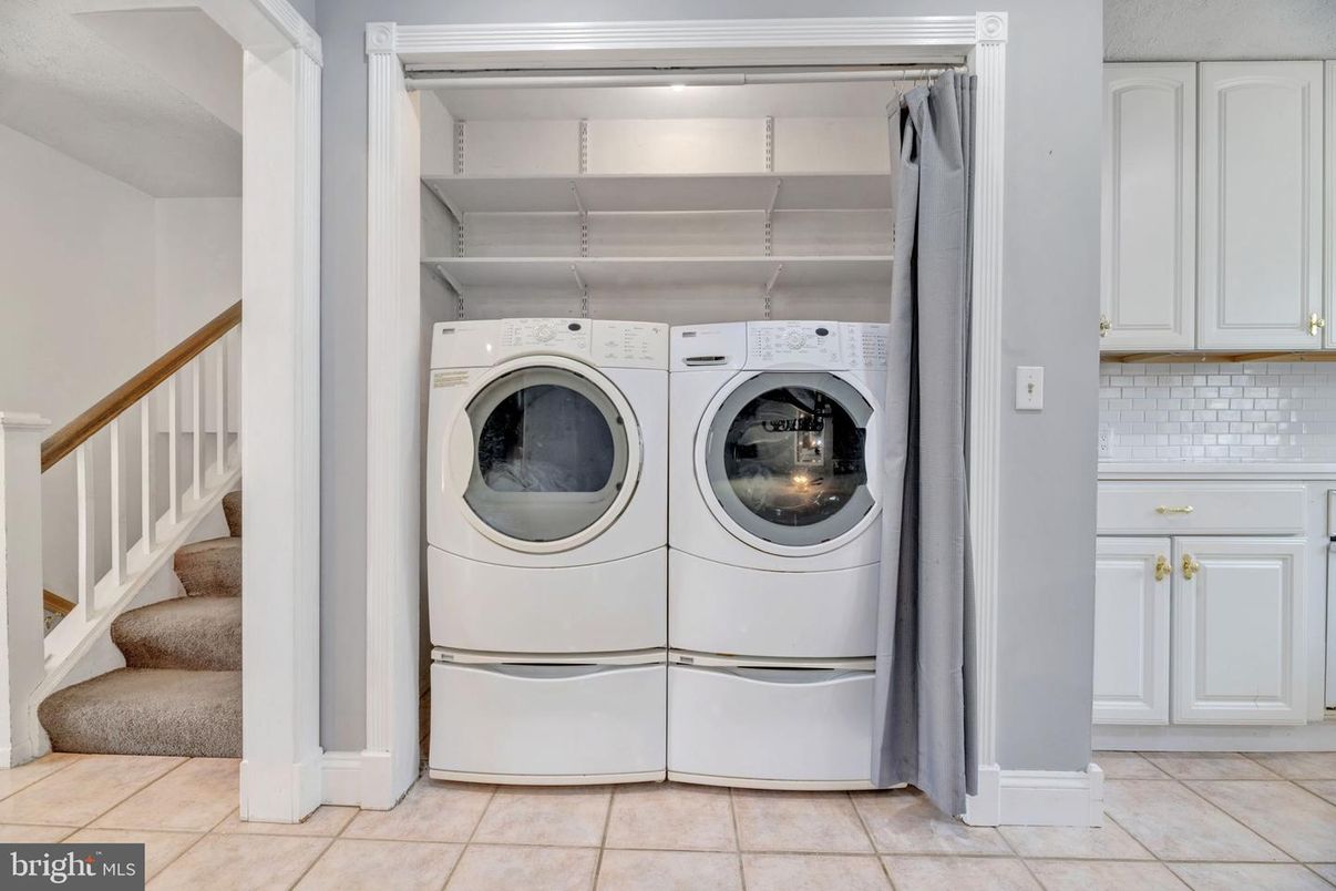 Interior, Utility Closets, Washer