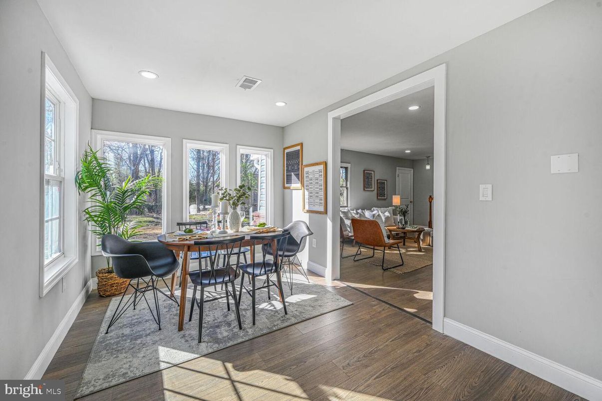 Dining room, Interior, Recessed Lighting, Wood Texture Flooring