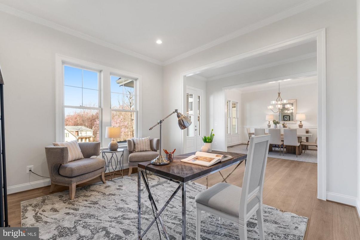 Chandelier, Dining room, Interior, Living room, Pendant Lights, Recessed Lighting, Wood Texture Flooring