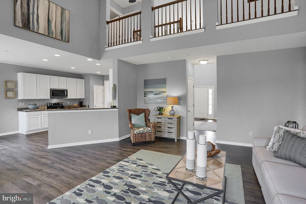 Interior, Kitchen, Living room, Recessed Lighting, Wood Texture Flooring