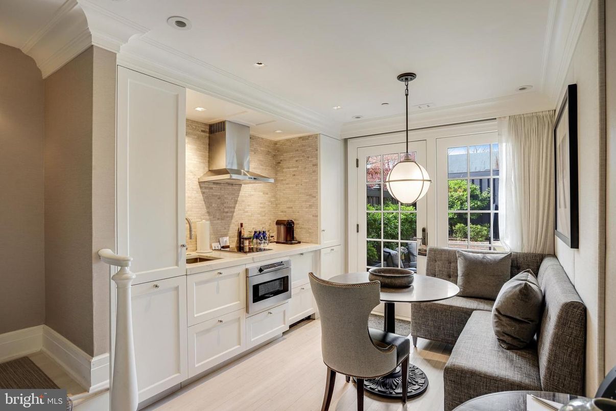 Interior, Kitchen, Living room, Pendant Lights, Recessed Lighting, Stainless Steel Appliances, Stone Walls, Wood Texture Flooring