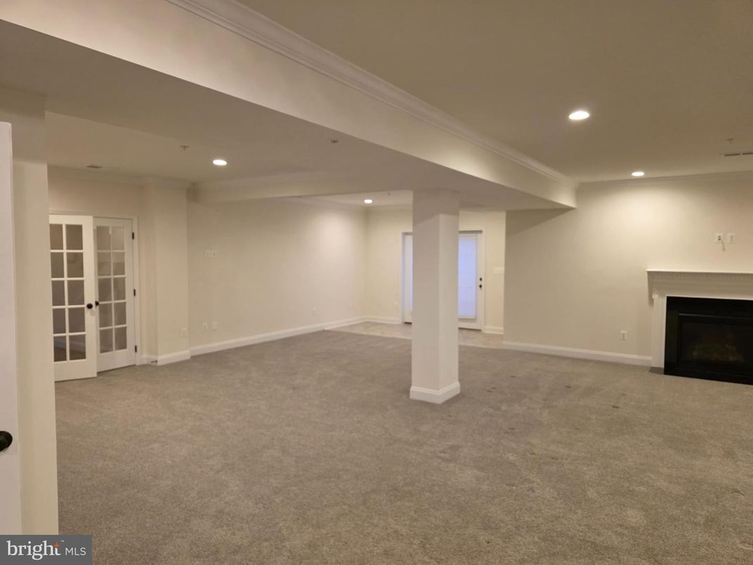 Empty room, Fireplace, Interior, Recessed Lighting