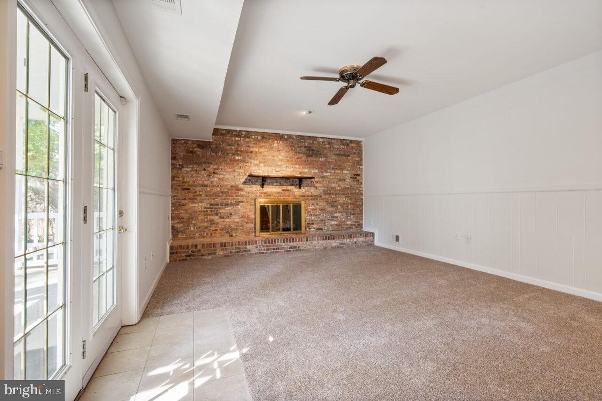Empty room, Fireplace, Interior, Stone Walls