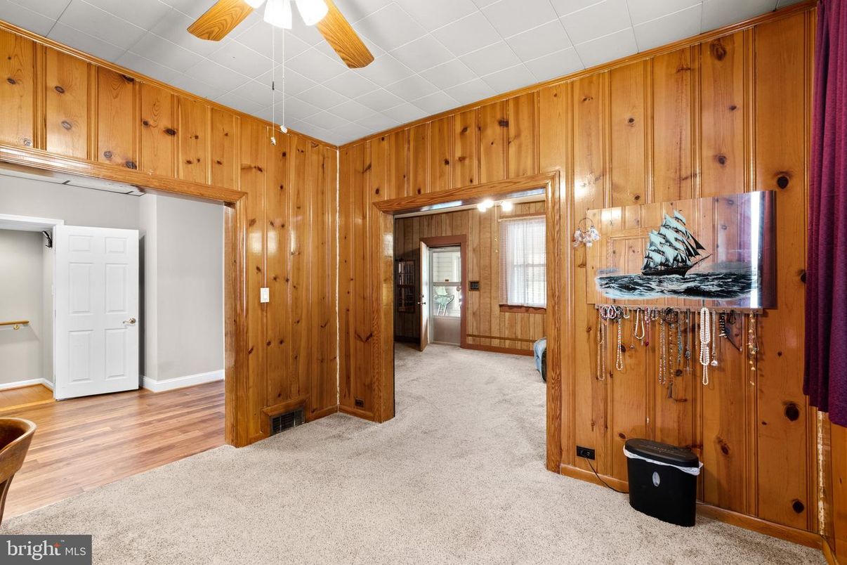 Empty room, Interior, Wood Texture Flooring, Wooden Walls