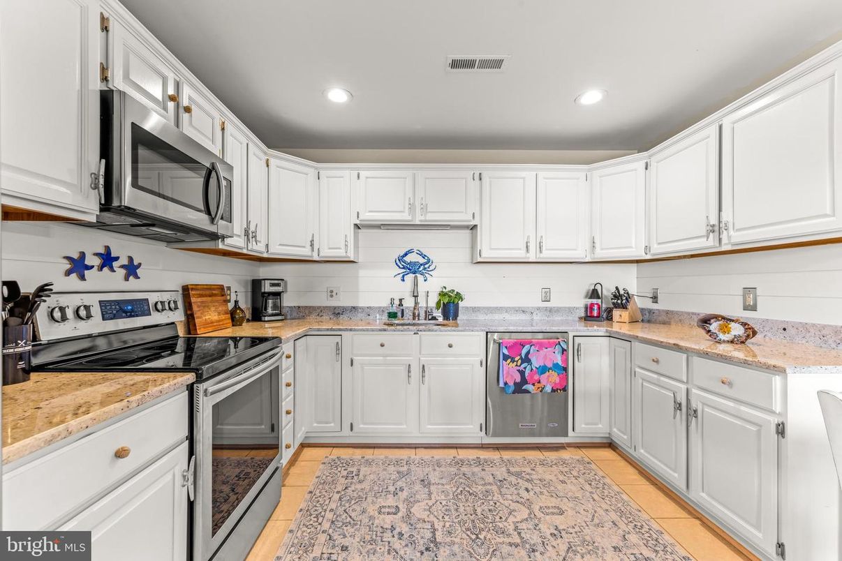 Interior, Kitchen, Recessed Lighting