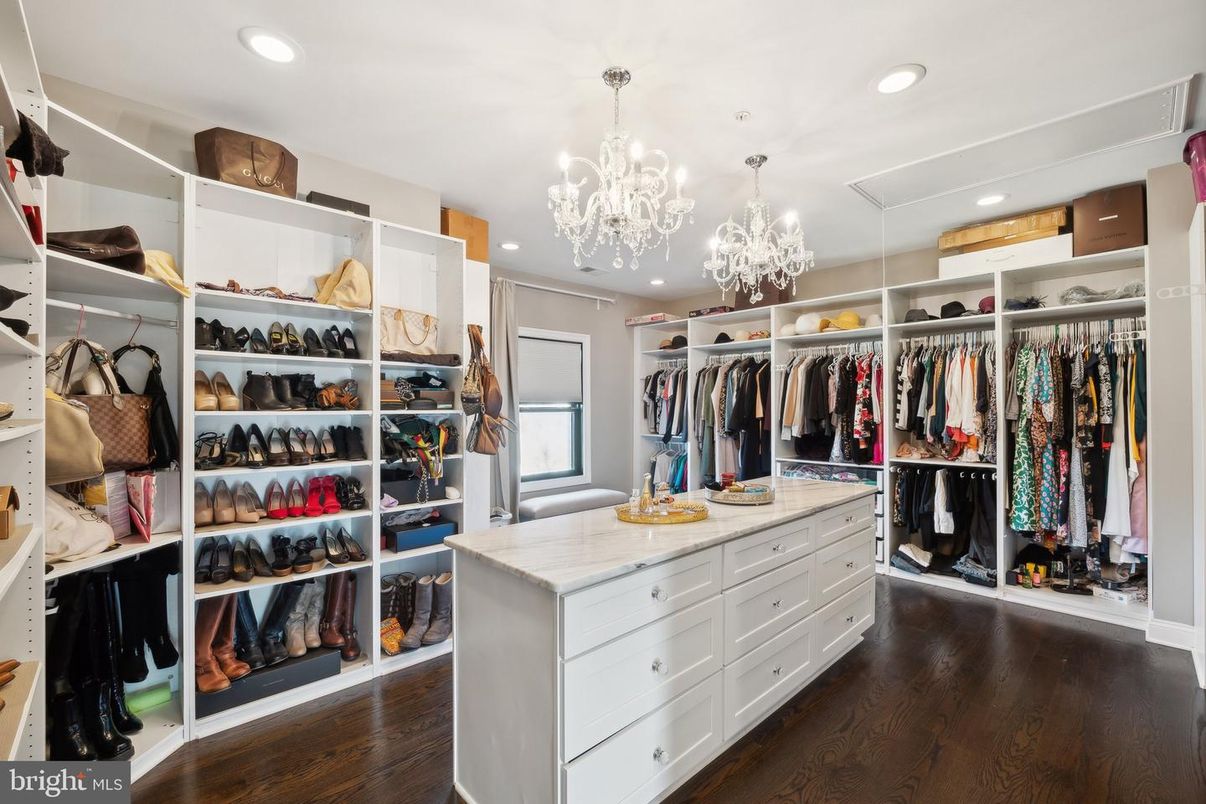 Chandelier, Interior, Recessed Lighting, Walk-in Closets, Wood Texture Flooring