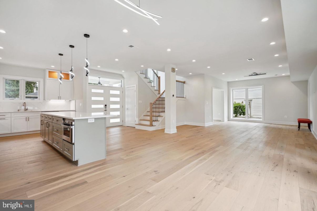 Interior, Kitchen, Pendant Lights, Recessed Lighting, Wood Texture Flooring
