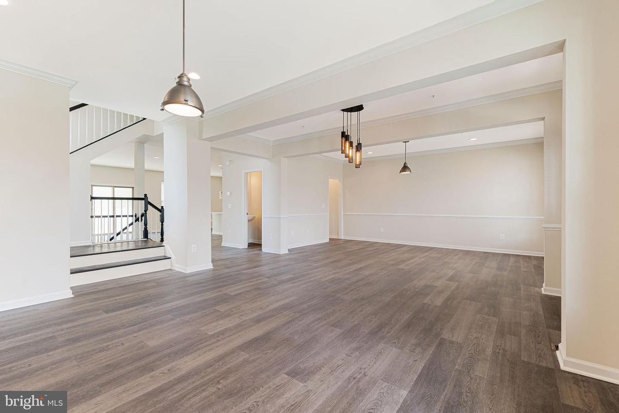 Empty room, Interior, Pendant Lights, Recessed Lighting, Wood Texture Flooring