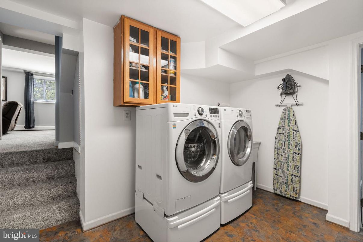 Interior, Washer