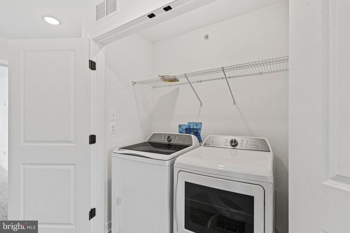 Interior, Recessed Lighting, Utility Closets, Washer