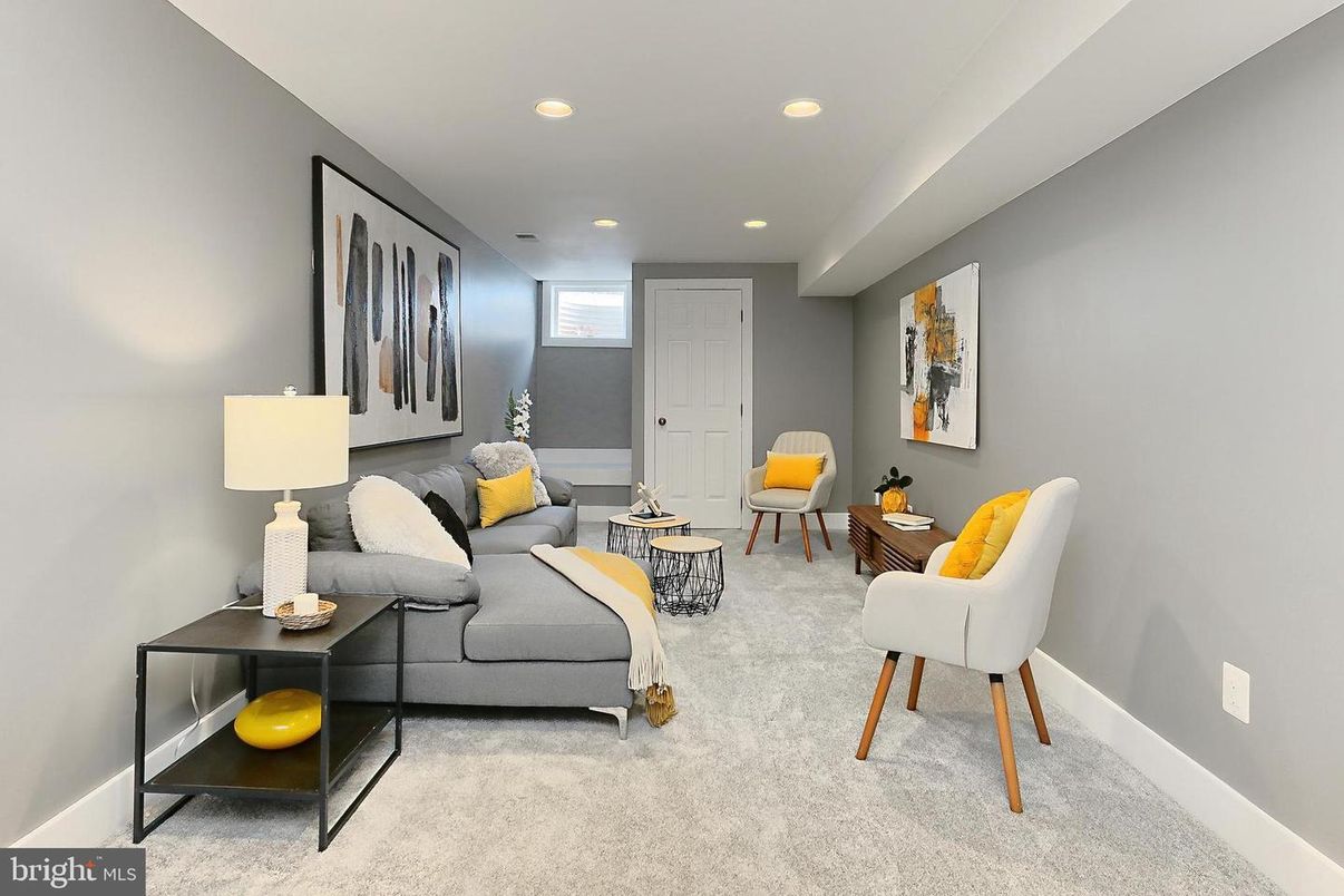Interior, Living room, Recessed Lighting