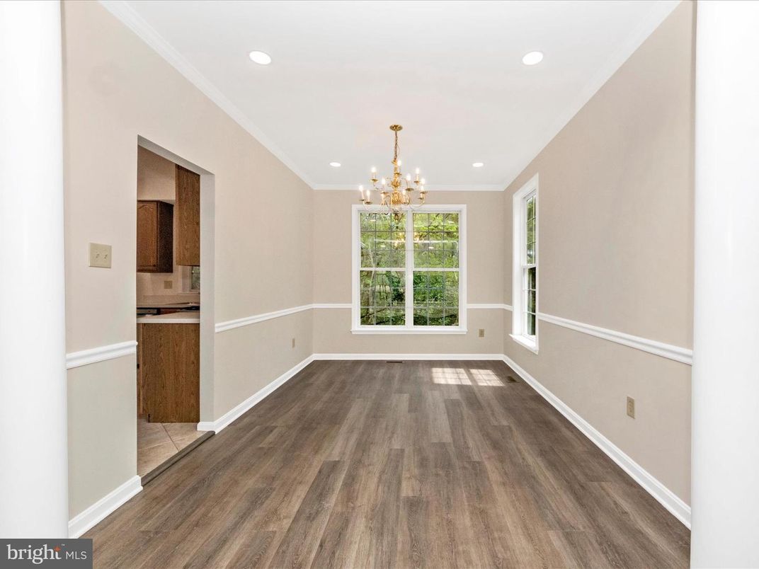 Chandelier, Empty room, Interior, Recessed Lighting, Wood Texture Flooring