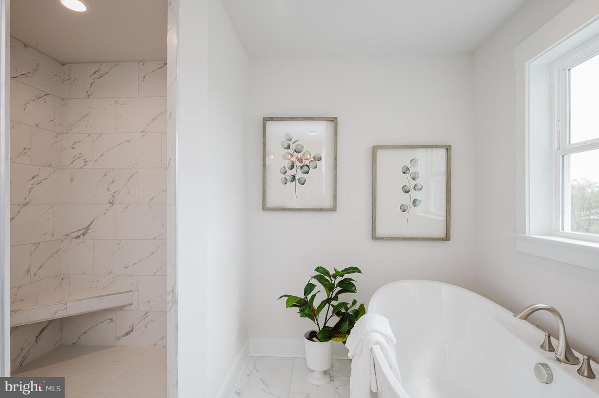 Bathroom, Free Standing Baths, Interior, Marble, Marble Walls, Recessed Lighting