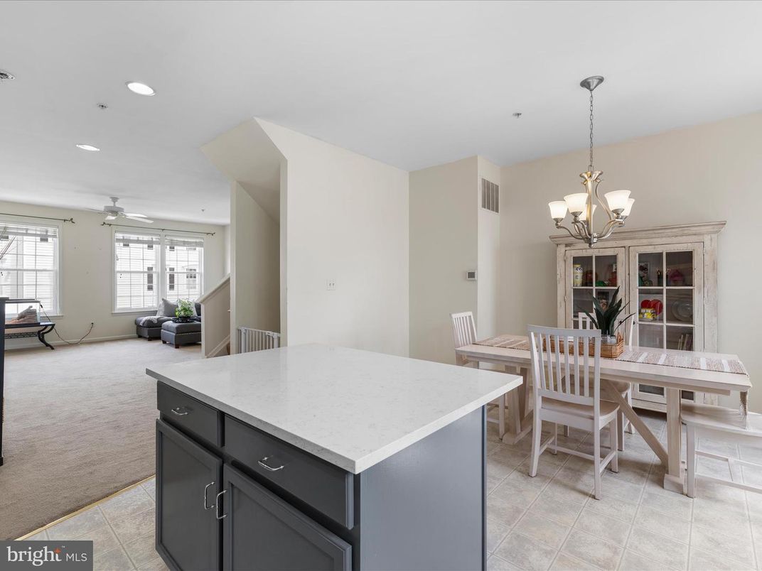 Chandelier, Dining room, Interior, Recessed Lighting