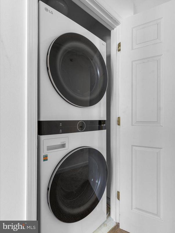 Interior, Utility Closets, Washer