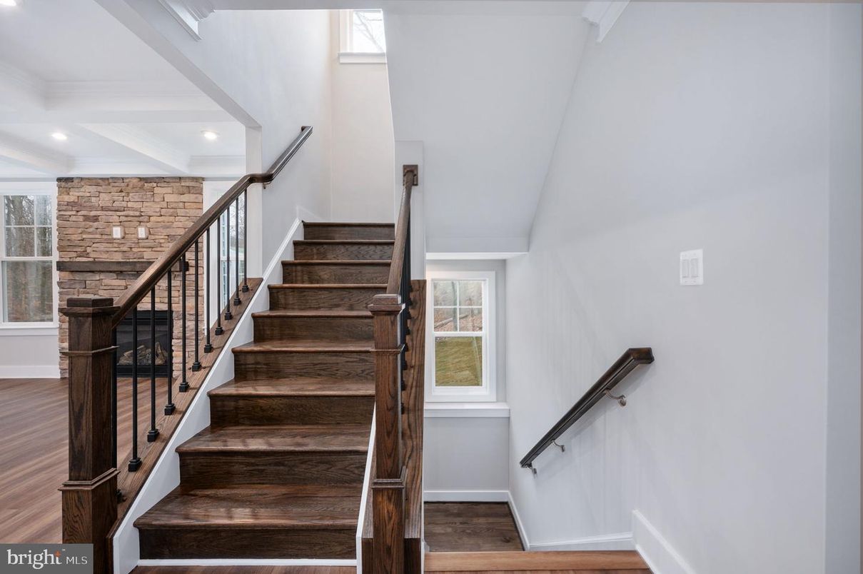 Interior, Recessed Lighting, Stone Walls, Wood Texture Flooring