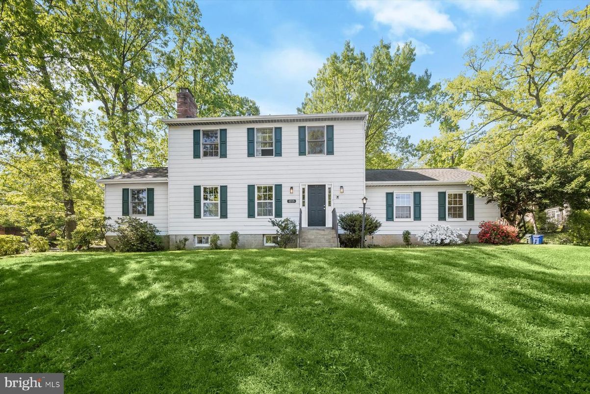 Backyard, Exterior, Facade, Georgian