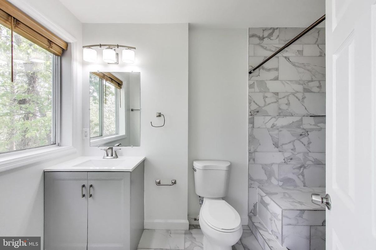 Bathroom, Interior, Marble, Marble Walls