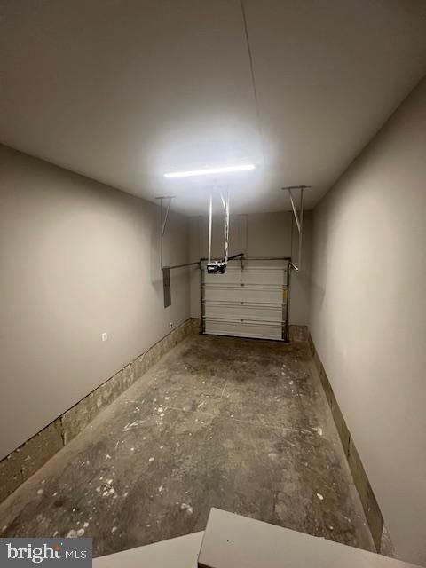 Garage, Interior