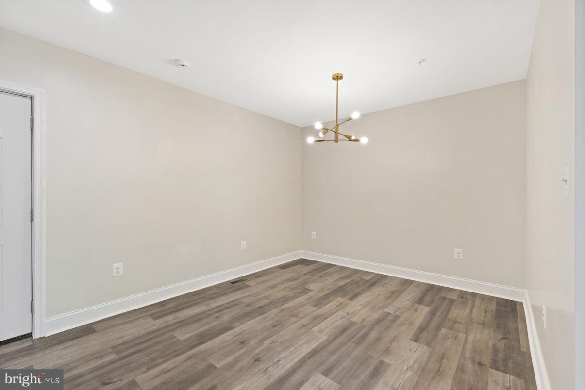 Empty room, Interior, Pendant Lights, Recessed Lighting, Wood Texture Flooring