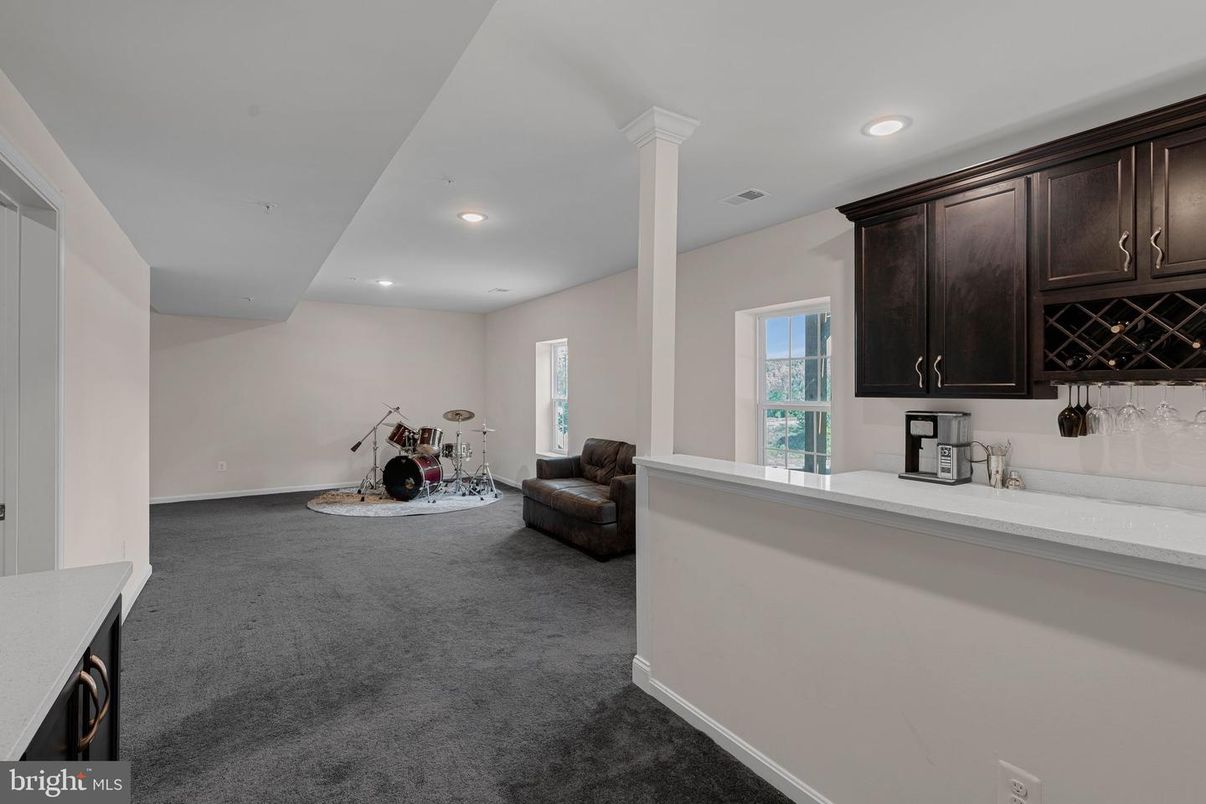 Fitness Equipment, Interior, Recessed Lighting