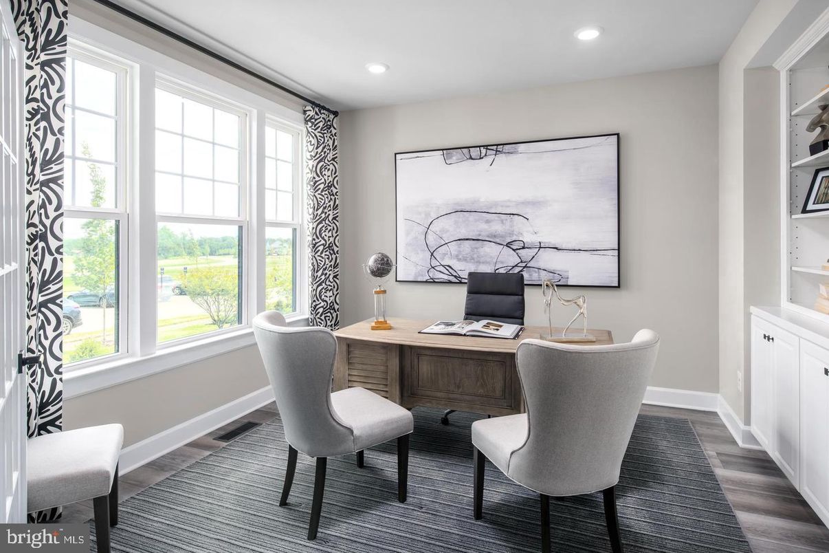 Home Office, Interior, Recessed Lighting, Wood Texture Flooring